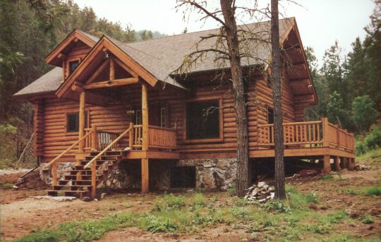 Handbuilt Log Homes
